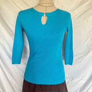 Super cute long sleeve blue shirt